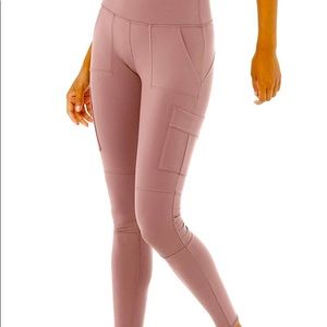 Alo yoga high waist cargo legging in rosewood
